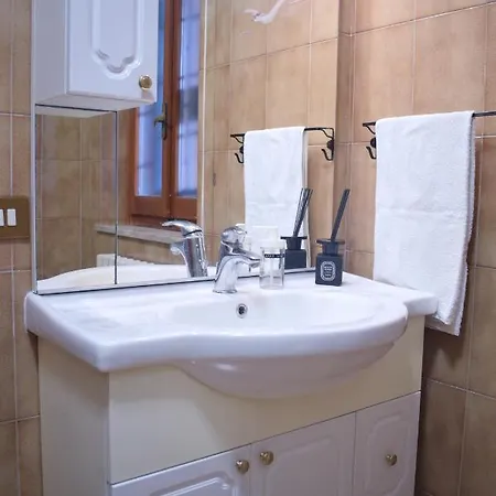 Bed & Breakfast La Casa Di Adriana Rocca Di Papa